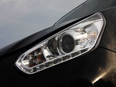 2011款 1.6L 手動(dòng) 豪華型 5座