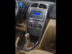 2011款 1.6L 手动 豪华型 5座