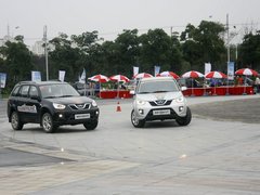 2011款 1.6L 手动 豪华型 5座