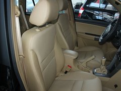 2011款 1.6L 手動 豪華型 5座