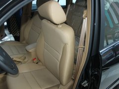 2011款 1.6L 手動 豪華型 5座