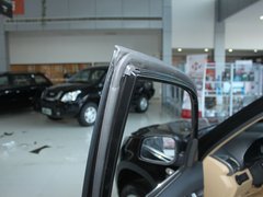 2011款 1.6L 手动 豪华型 5座