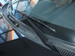 2011款 1.6L 手动 豪华型 5座