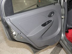 2011款 1.0L 手动 数智版