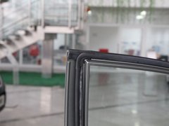 2011款 1.0L 手动 数智版