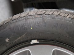 2011款 1.0L 手动 数智版