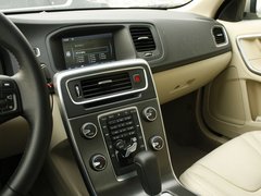 2012款 2.0T DCT 智雅版