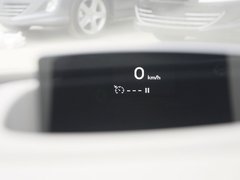 2011款 2.3L 自动 旗舰版