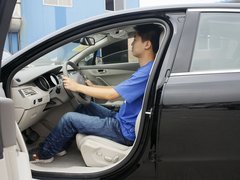 2011款 2.3L 自动 旗舰版