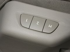 2011款 2.3L 自动 旗舰版