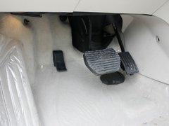 2011款 2.3L 自动 旗舰版