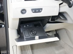 2011款 2.3L 自动 旗舰版