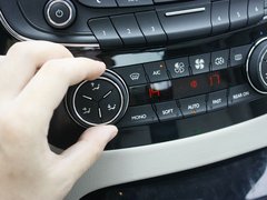 2011款 2.3L 自动 旗舰版