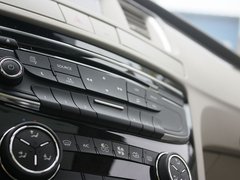 2011款 2.3L 自动 旗舰版