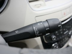 2011款 2.3L 自动 旗舰版