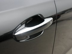 2011款 2.3L 自动 旗舰版