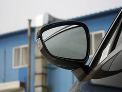 2011款 2.3L 自动 旗舰版