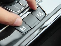 2011款 2.3L 自动 旗舰版