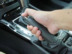 2011款 2.3L 自动 旗舰版