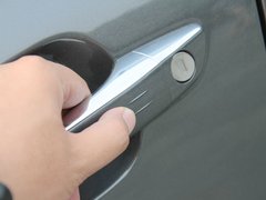 2011款 2.3L 自动 旗舰版