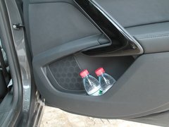 2011款 2.3L 自动 旗舰版
