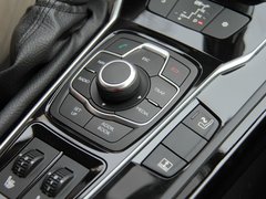 2011款 2.3L 自动 旗舰版
