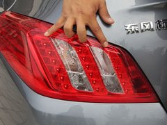 2011款 2.3L 自动 旗舰版