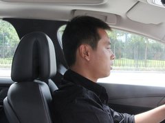 2011款 2.3L 自动 旗舰版