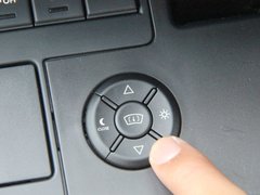 2011款 2.3L 自动 旗舰版