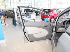 2011款 两厢 1.4SX 手动 幸福版