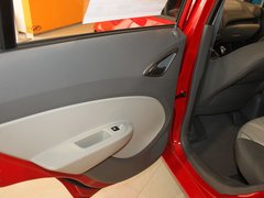2011款 两厢 1.4SX EMT 幸福版