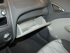 2011款 两厢 1.4SX EMT 幸福版
