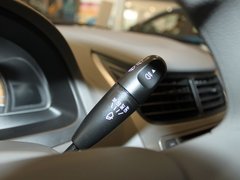 2011款 两厢 1.4SX EMT 幸福版
