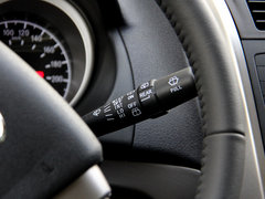 2012款 2.0L 手动 舒适型 5座