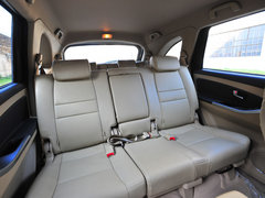 2011款 2.4T 手动 柴油四驱超豪华版 7座