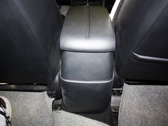 2011款 2.5 自动 豪华型 5座
