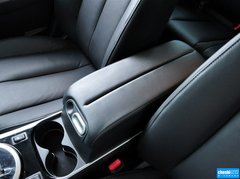 2011款 2.5 自動(dòng) 豪華型 5座