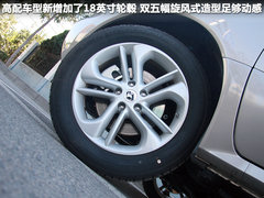 2012款 2.5 CVT 两驱都市版 5座