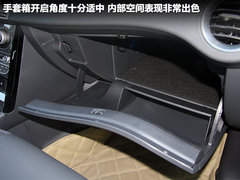 2012款 2.5 CVT 两驱都市版 5座