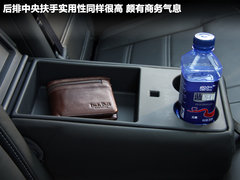 2012款 2.5 CVT 两驱都市版 5座