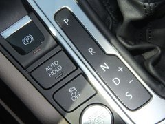 2012款 2.0TSI DSG 至尊型