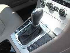 2012款 2.0TSI DSG 至尊型