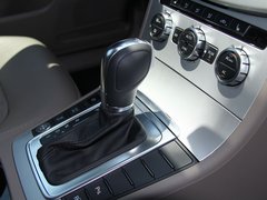 2012款 2.0TSI DSG 至尊型