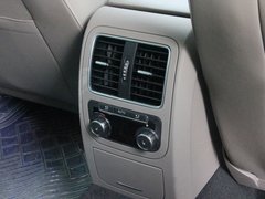2012款 2.0TSI DSG 至尊型