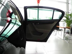 2012款 2.0TSI DSG 至尊型