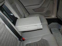 2012款 2.0TSI DSG 至尊型