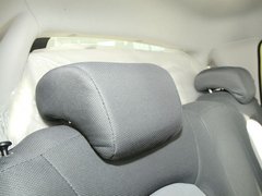 2011款 1.0L 自动 舒适型