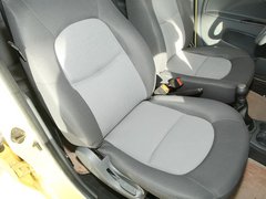 2011款 1.0L 自动 舒适型