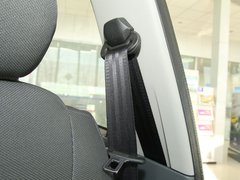 2011款 1.0L 自动 舒适型