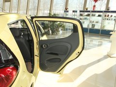 2011款 1.0L 自动 舒适型